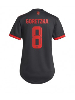 Bayern Munich Leon Goretzka #8 Ausweichtrikot für Frauen 2022-23 Kurzarm